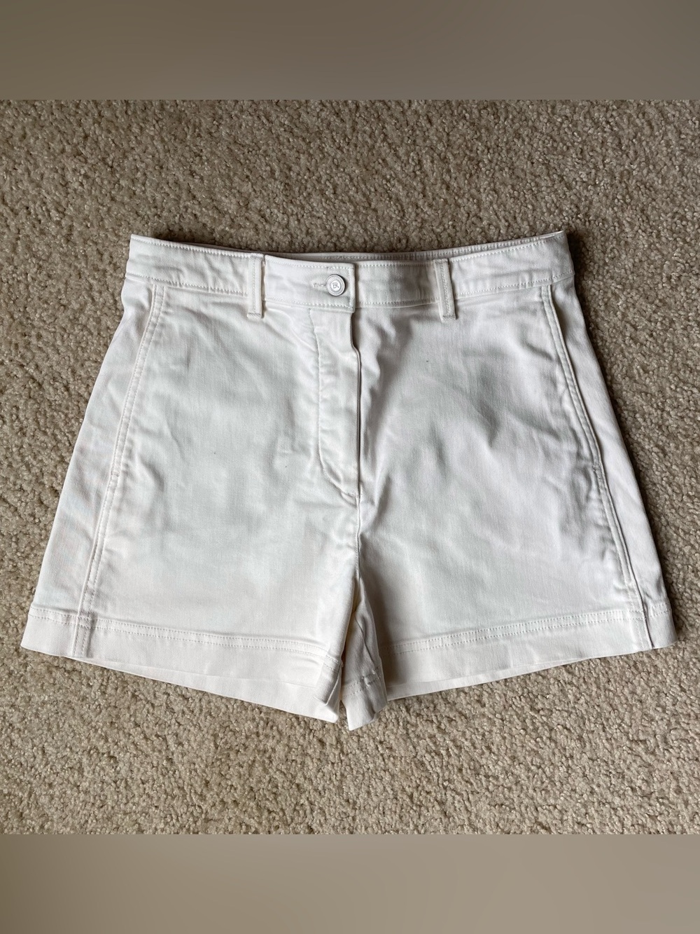Banana Republic Weekender Short